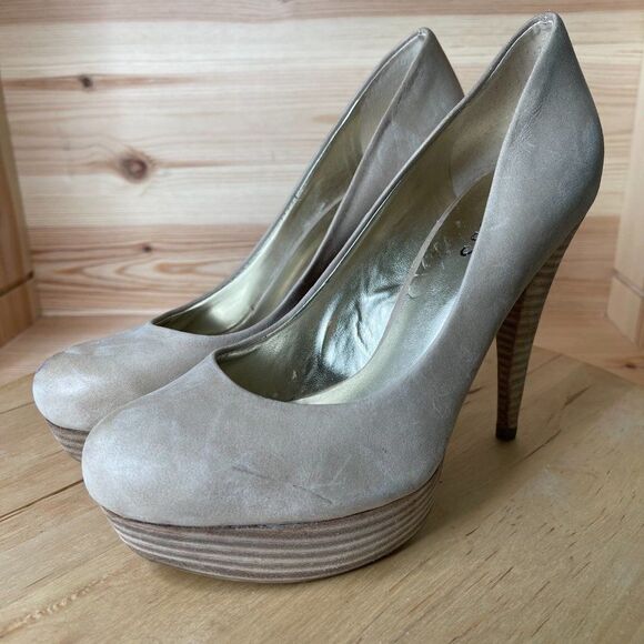 Wm Guess Gray Closed Toe Slip On Pumps Heels US 7M - Picture 3 of 7